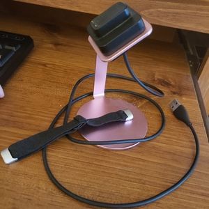 Fitbit Luxe charger with black glitter band